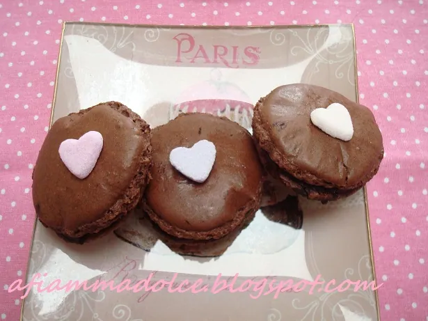 Buone Vacanze “avec un macaron au chocolat”