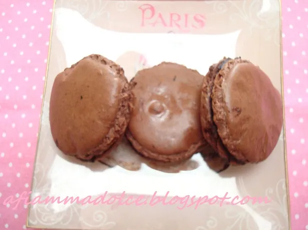 Buone Vacanze “avec un macaron au chocolat”