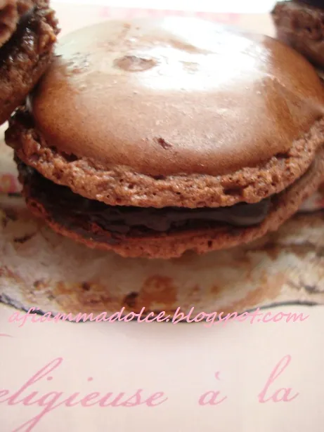 Buone Vacanze “avec un macaron au chocolat”