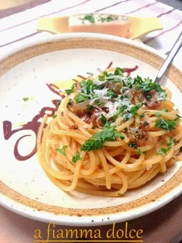 Spaghetti lardellati
